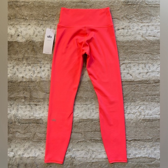 NWT💕ALO 7/8 High-Waist Airlift Legging in Fluorescent Pink Coral Size S - Picture 6 of 12